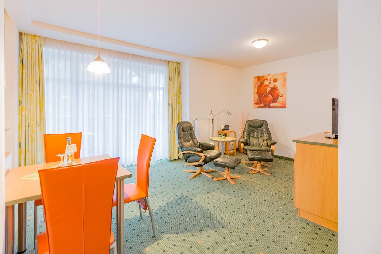 Am Weststrand Apartmenthaus Waldeck คูล็องสบอร์น ภายนอก รูปภาพ