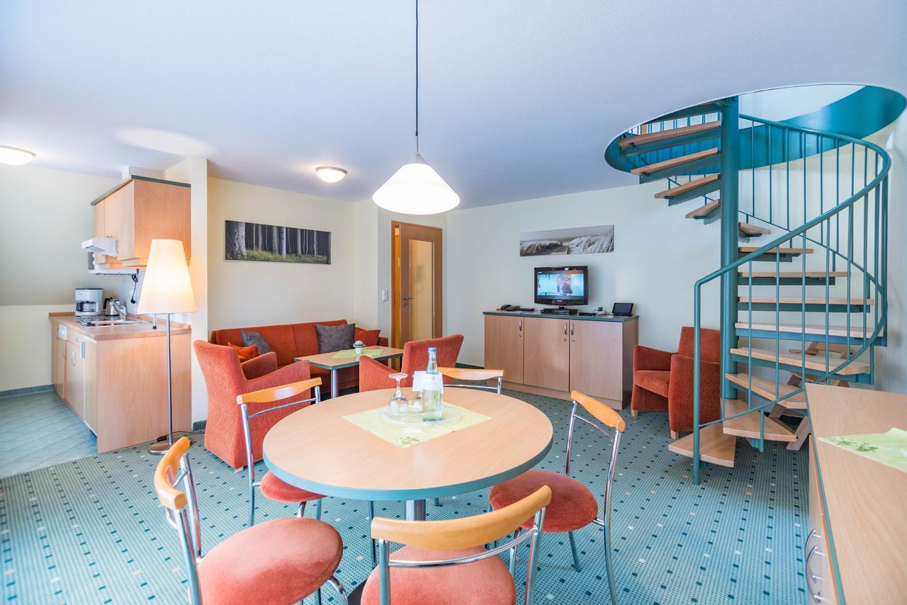 Am Weststrand Apartmenthaus Waldeck คูล็องสบอร์น ภายนอก รูปภาพ