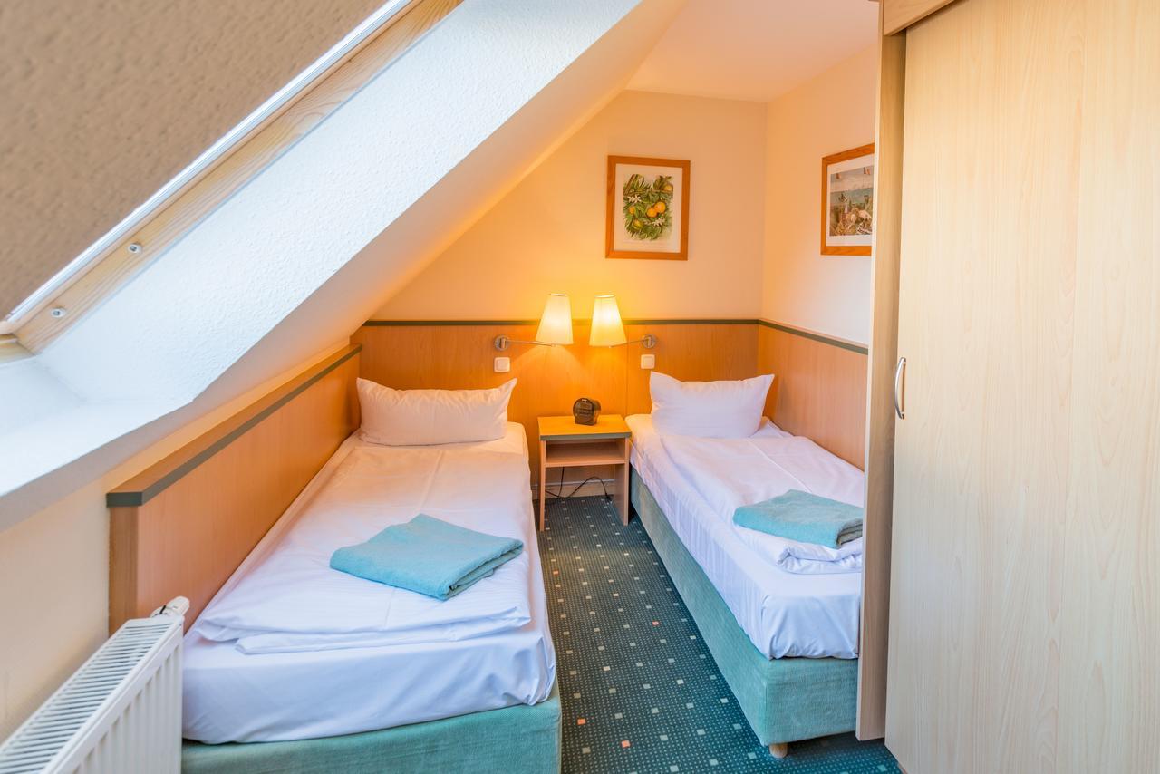 Am Weststrand Apartmenthaus Waldeck คูล็องสบอร์น ภายนอก รูปภาพ