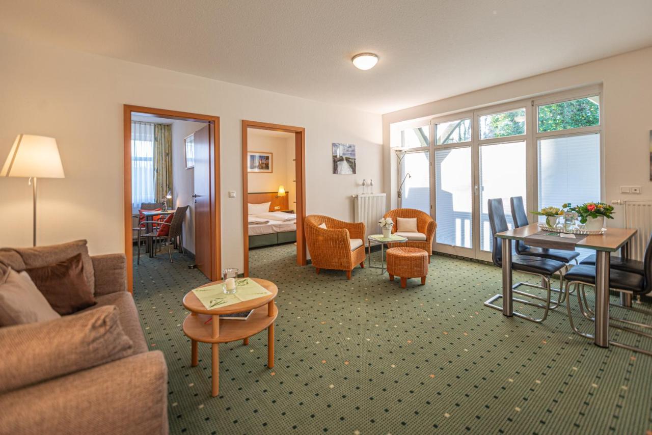 Am Weststrand Apartmenthaus Waldeck คูล็องสบอร์น ภายนอก รูปภาพ